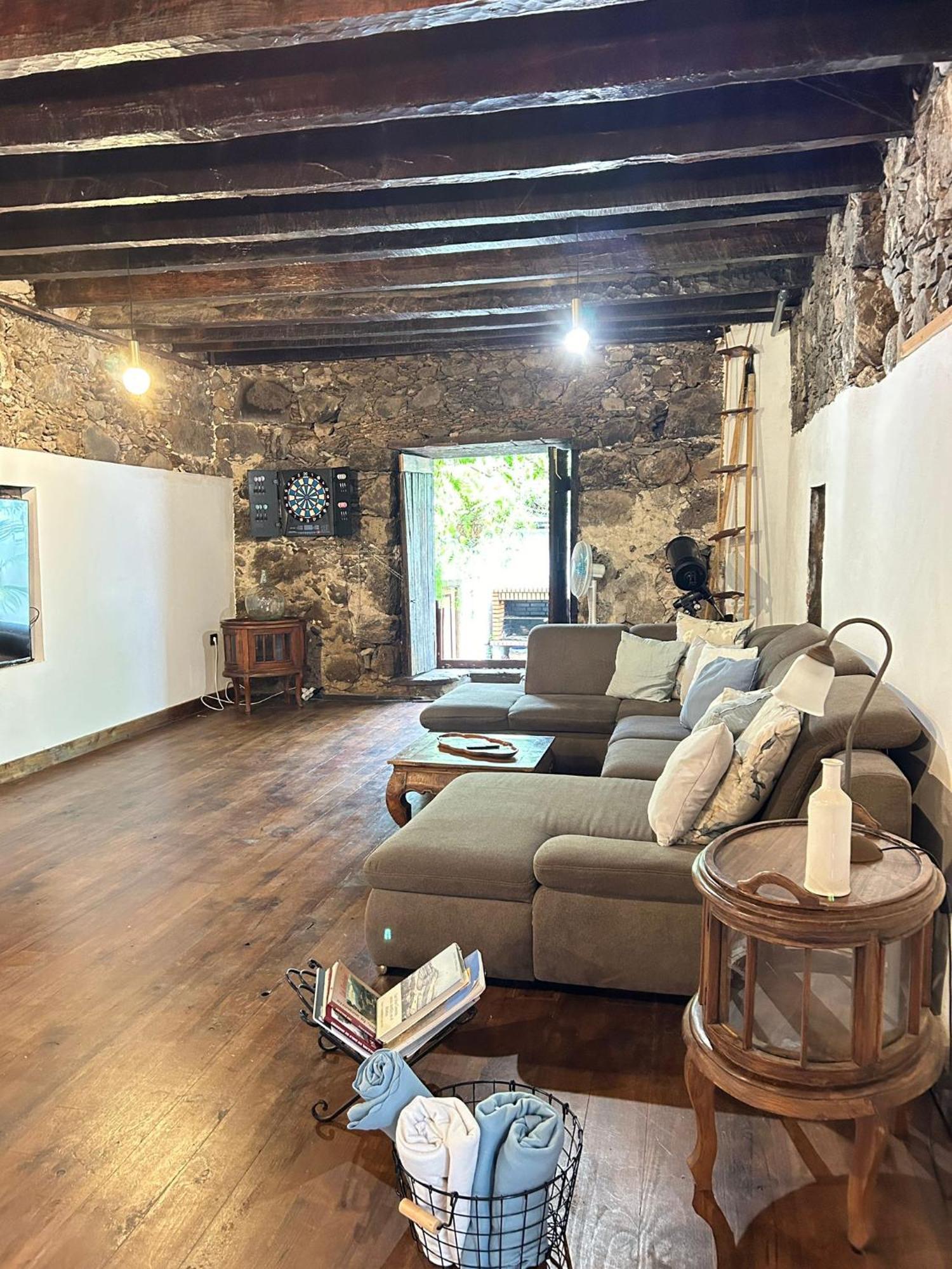 הוילה לוס ריאלחוס Casa La Aldaba מראה חיצוני תמונה